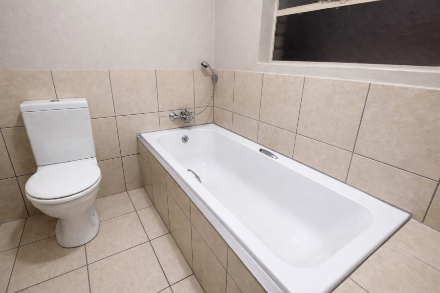 2 Bedroom Property for Sale in Rustenburg Central North West